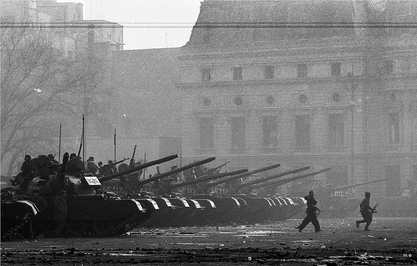 Tanks guarding the government buildings.