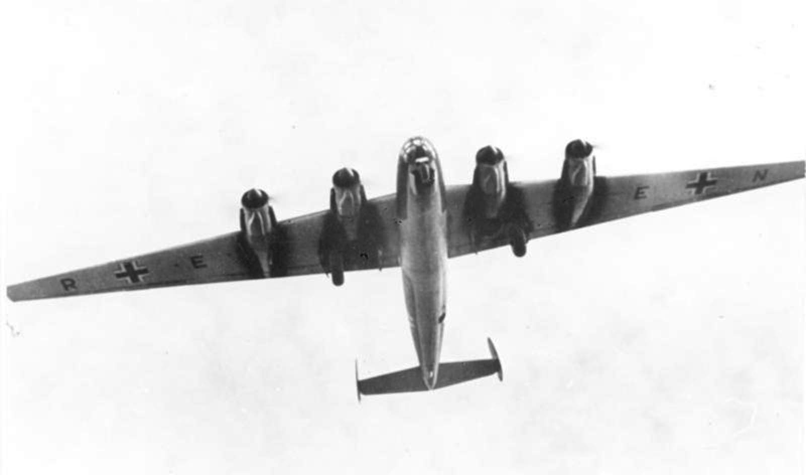 Me 264 V1 undergoing flight-testing.