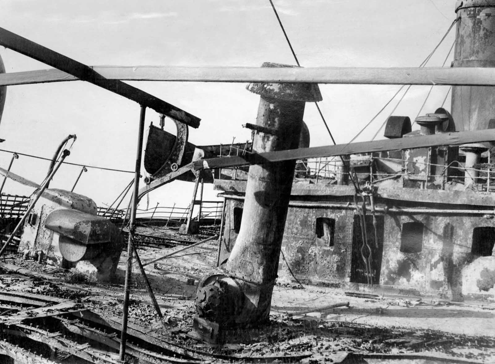 Although there were 42 water hydrants on board, the system was designed with the assumption that no more than six would ever have to be used at any one time. When the emergency aboard the Morro Castle occurred, the crew opened virtually all working hydrants, dropping the water pressure to unusable levels everywhere.
