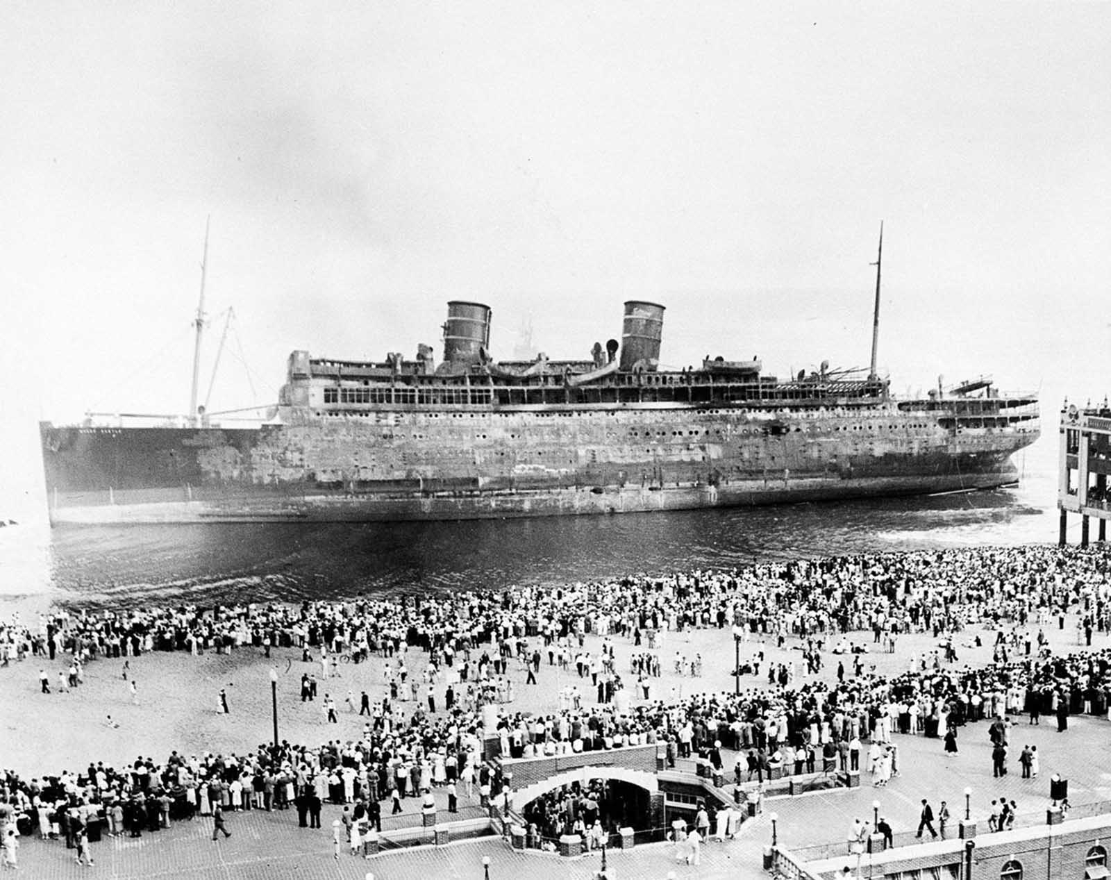 The inquiries concluded that there was no organized effort by the officers to fight and control the fire or close the fire doors. More damning was the conclusion that, with a few notable exceptions, the crew made no effort to direct passengers to safe pathways to the boat deck.