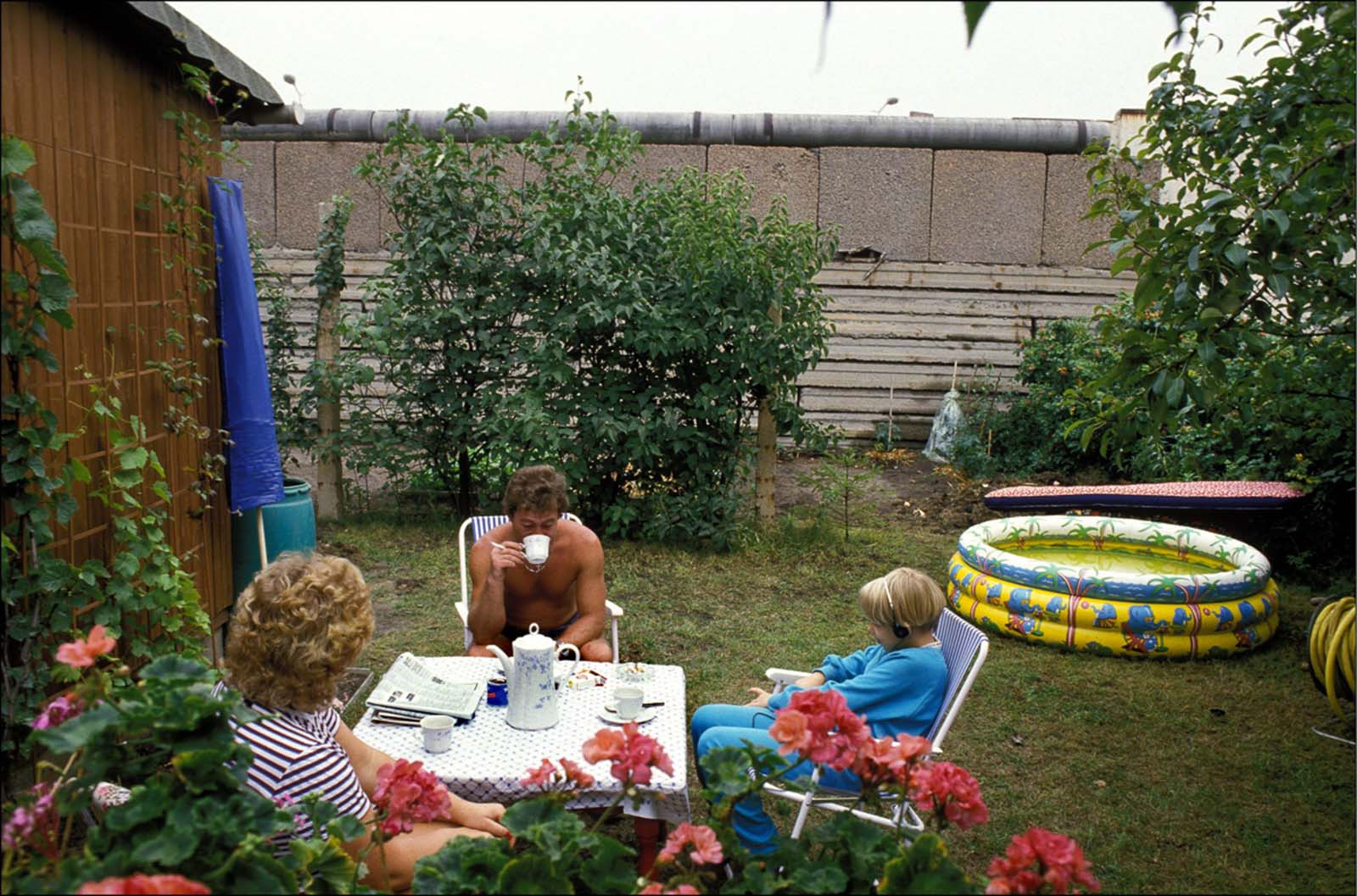 Everyday life along the Berlin Wall, 1985-1986
