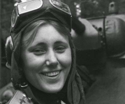 Aleksandra Samusenko was the only female tank officer in the Aleksandra Samusenko was the only female tank officer in the 1st Guards Tank Army, 1943