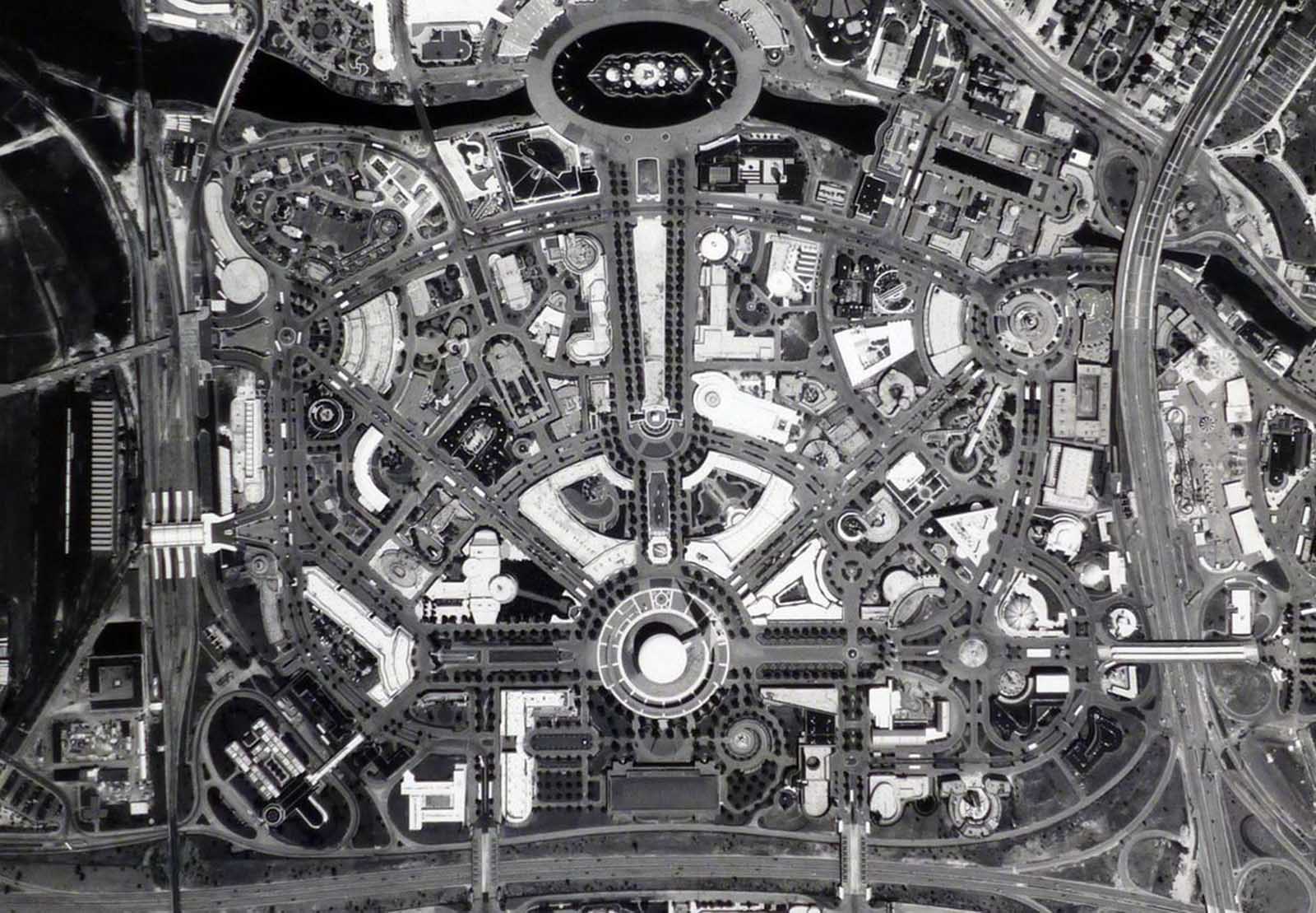 An overhead view of the expansive fairgrounds in June of 1940.