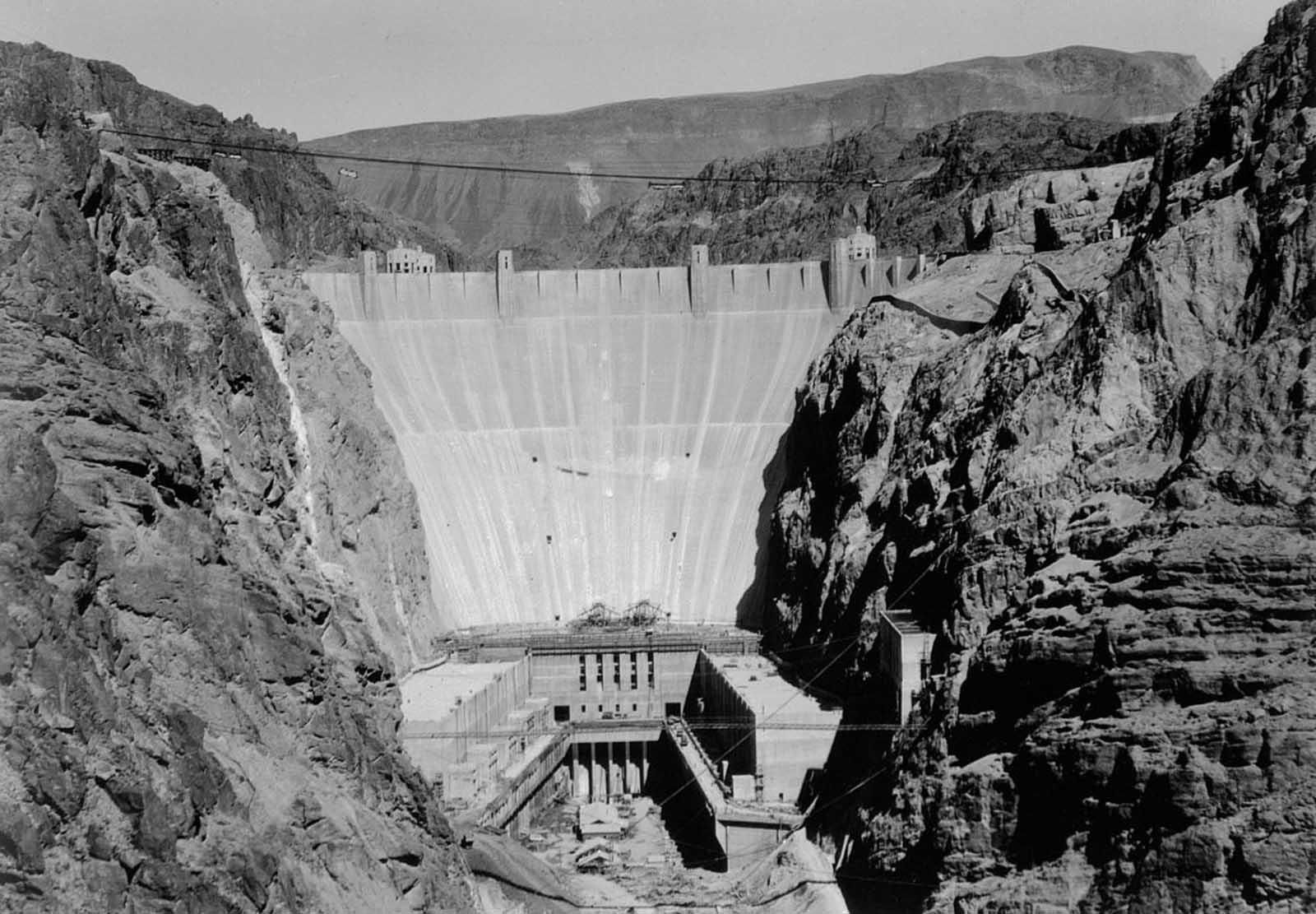 The dam nears completion. 1935.