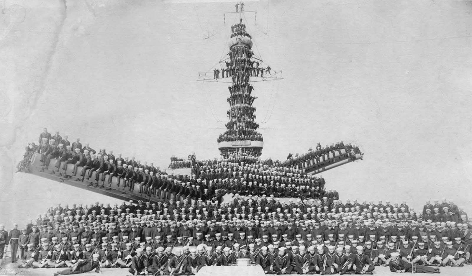 United States Marines and Sailors posing on unidentified ship (likely either the USS Pennsylvania or USS Arizona), in 1918.