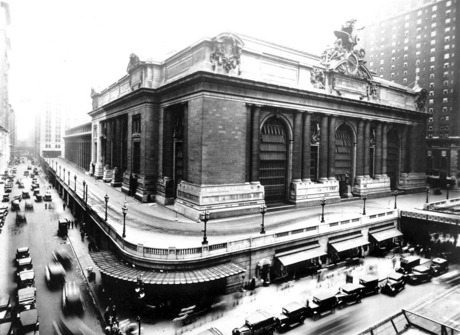 Grand Central Terminal at E. 42nd St. and Vanderbilt Ave. in New York City.