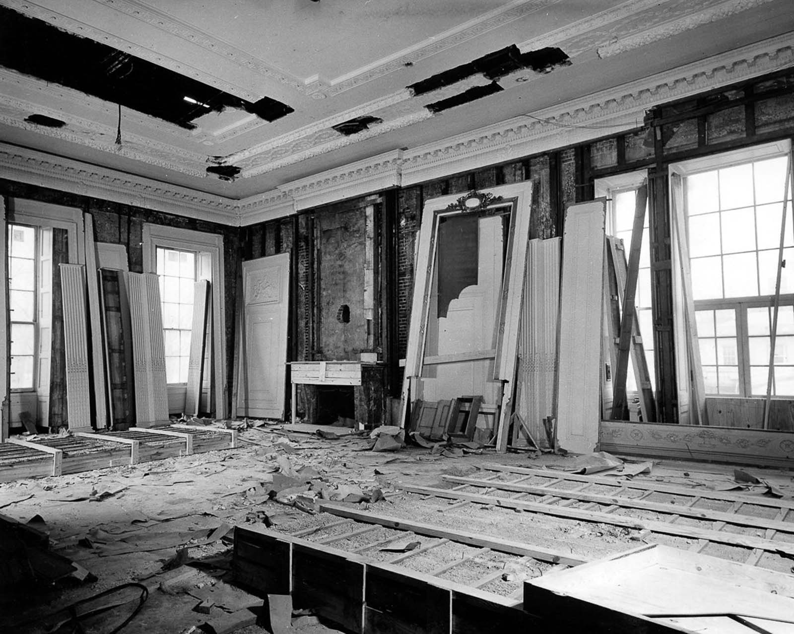 White House - East Room. 1950.