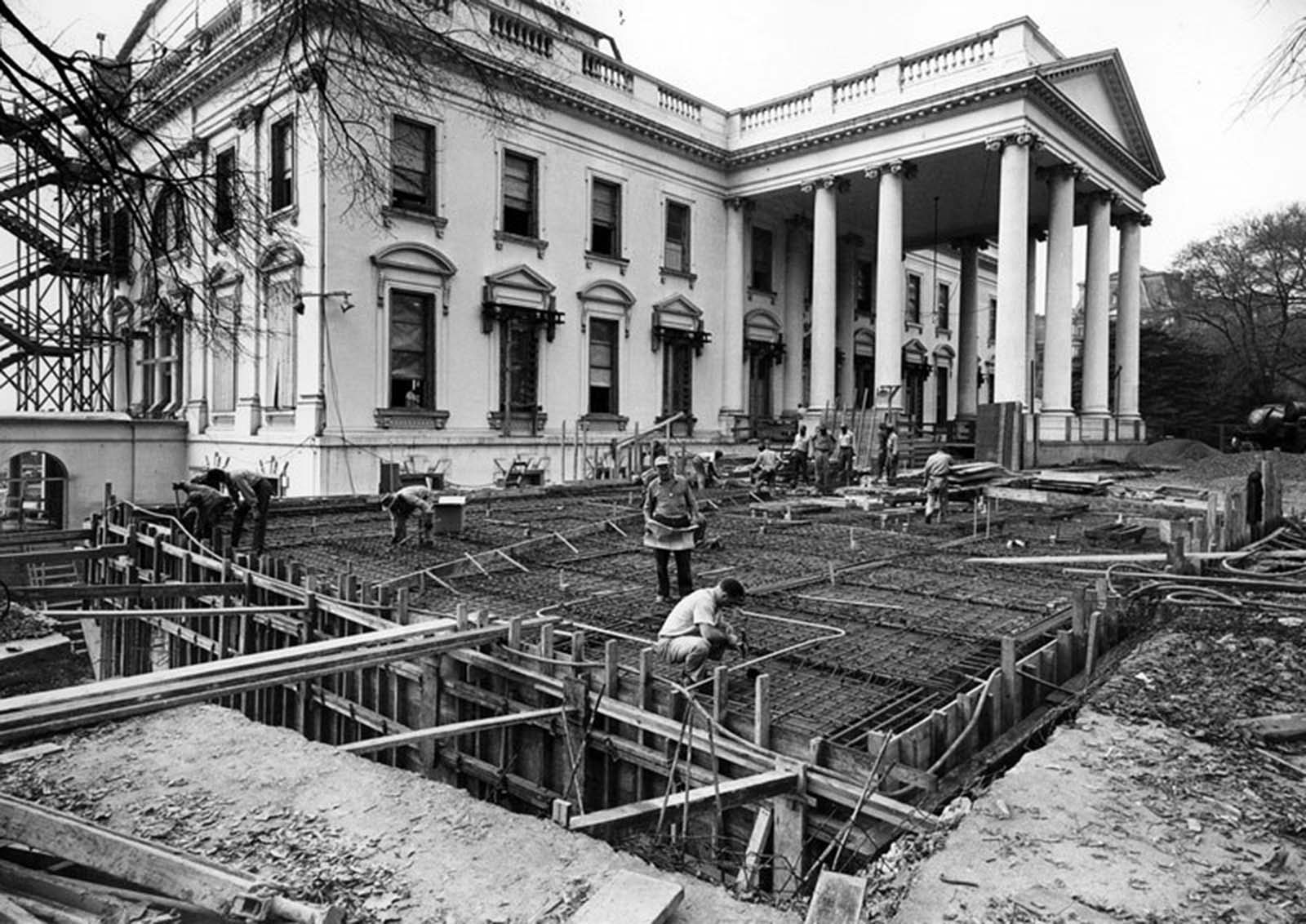 Northeast sorner of the White House. 1950.
