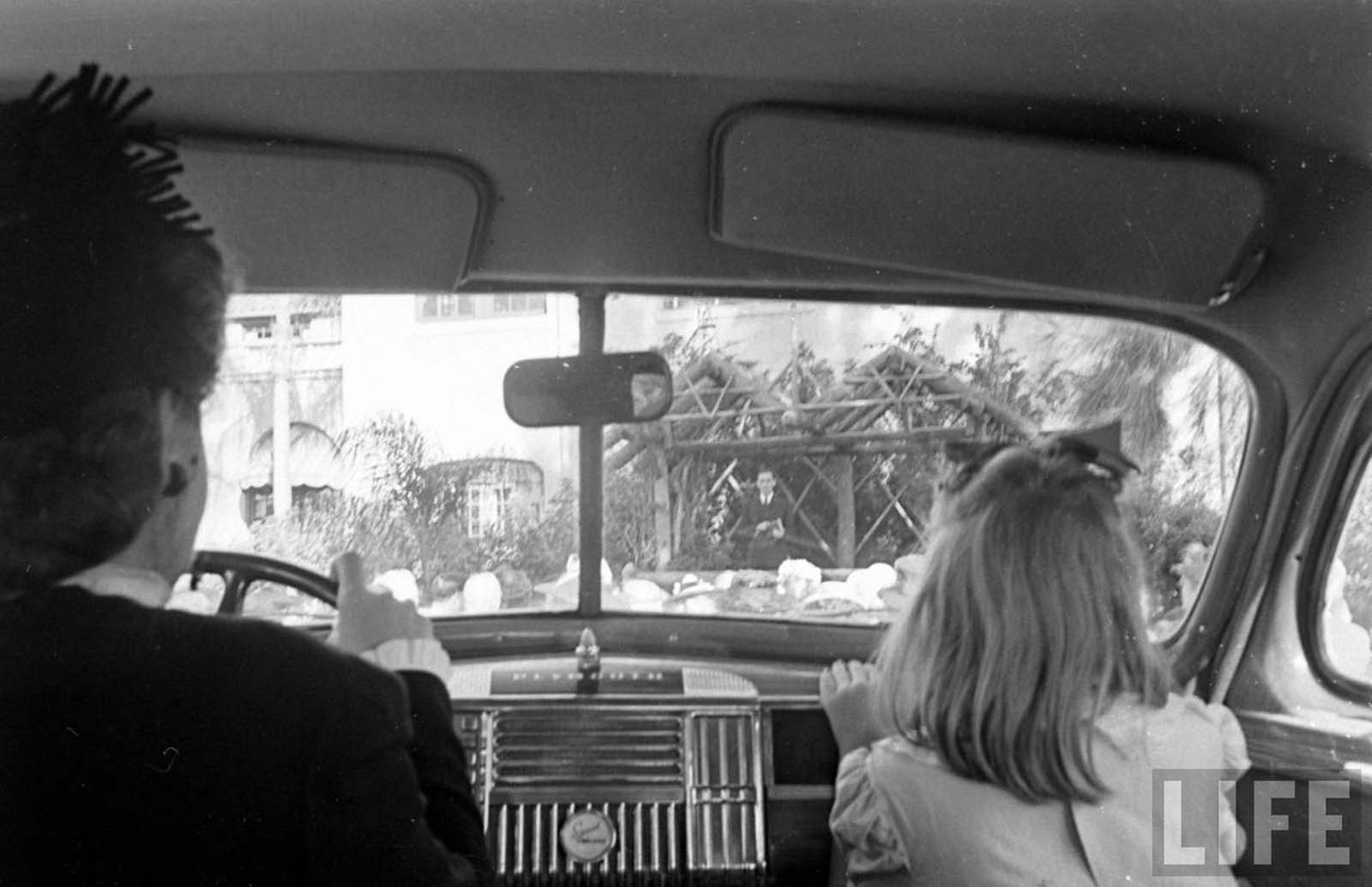 The first historical official drive-in establishment was a movie theater.