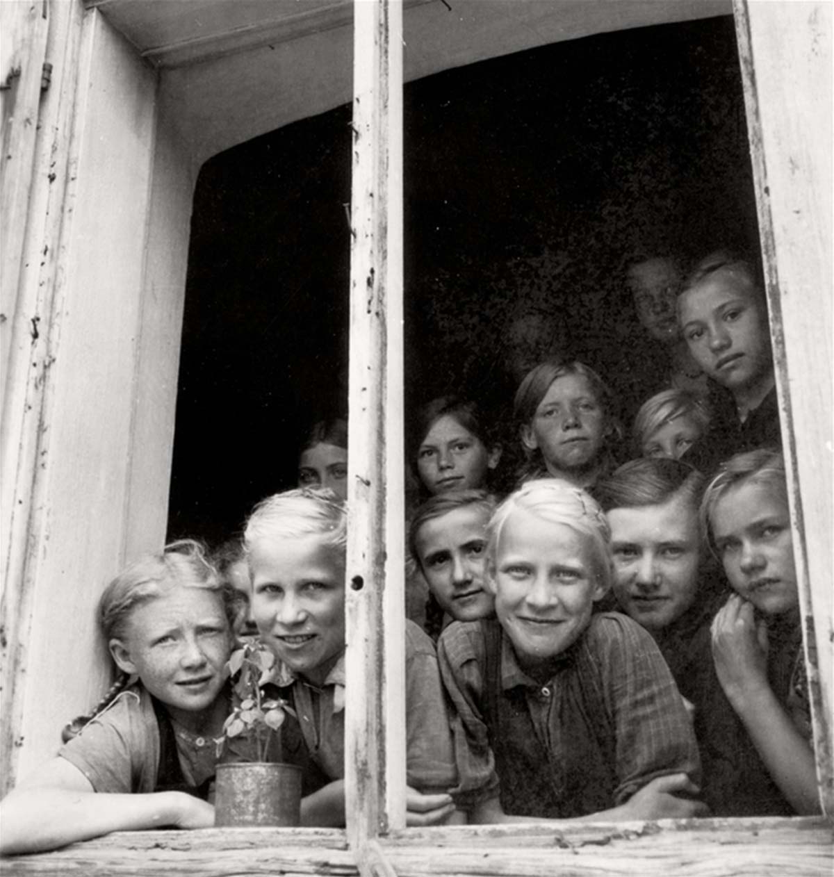 Pupils of a Girls School of the Colony. Mennonite settlement of east Prussian settlers northwest of Khortytsia Island. Chortitza Colony near Zaporizhia. 1943.