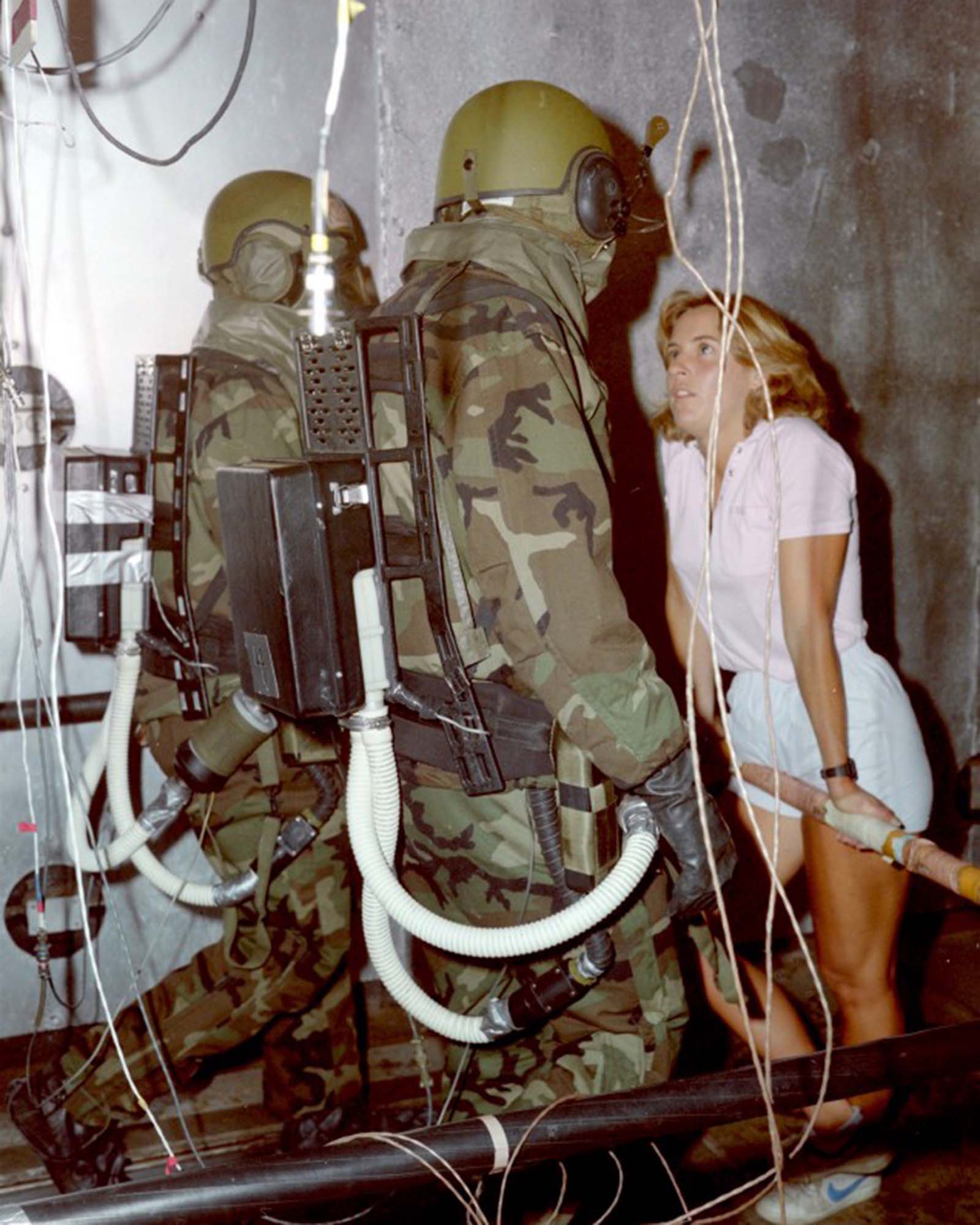 Tropic chambers micro-cooling study, 1985.