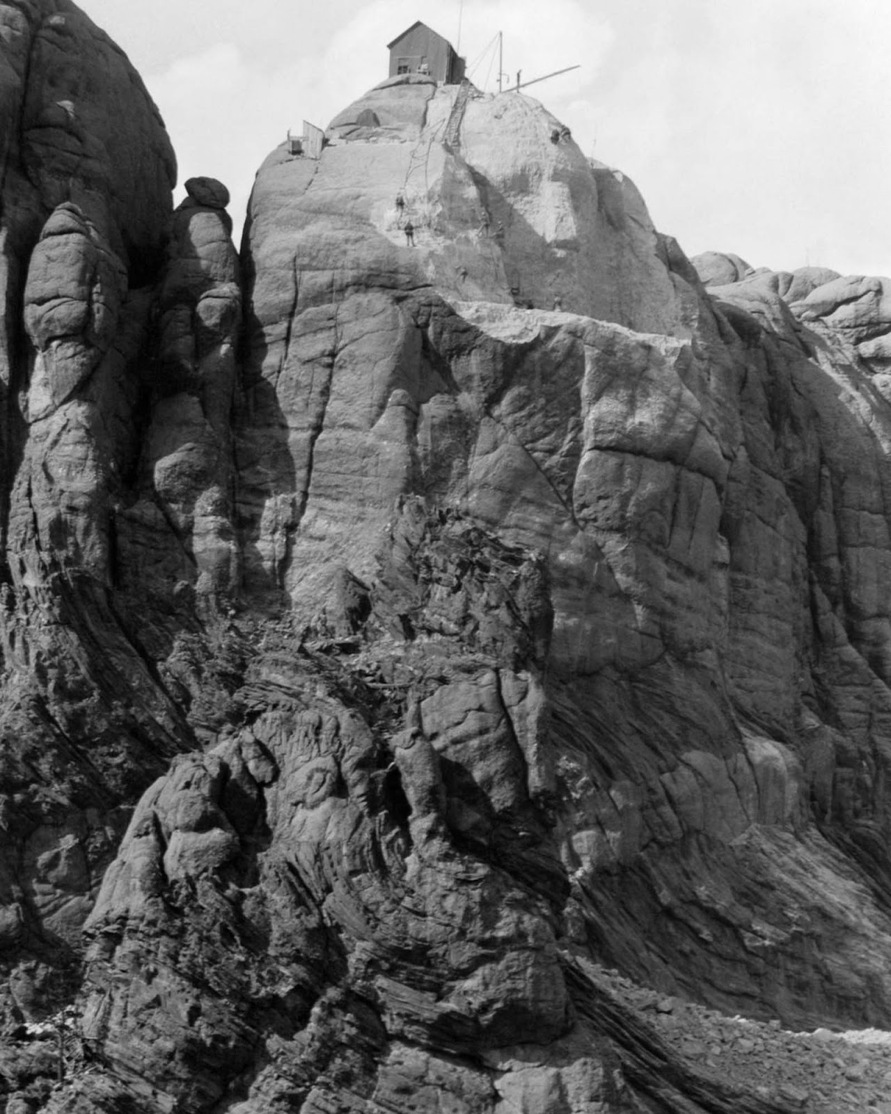 The sculptor and tribal representatives settled on Mount Rushmore, which also has the advantage of facing southeast for maximum sun exposure.