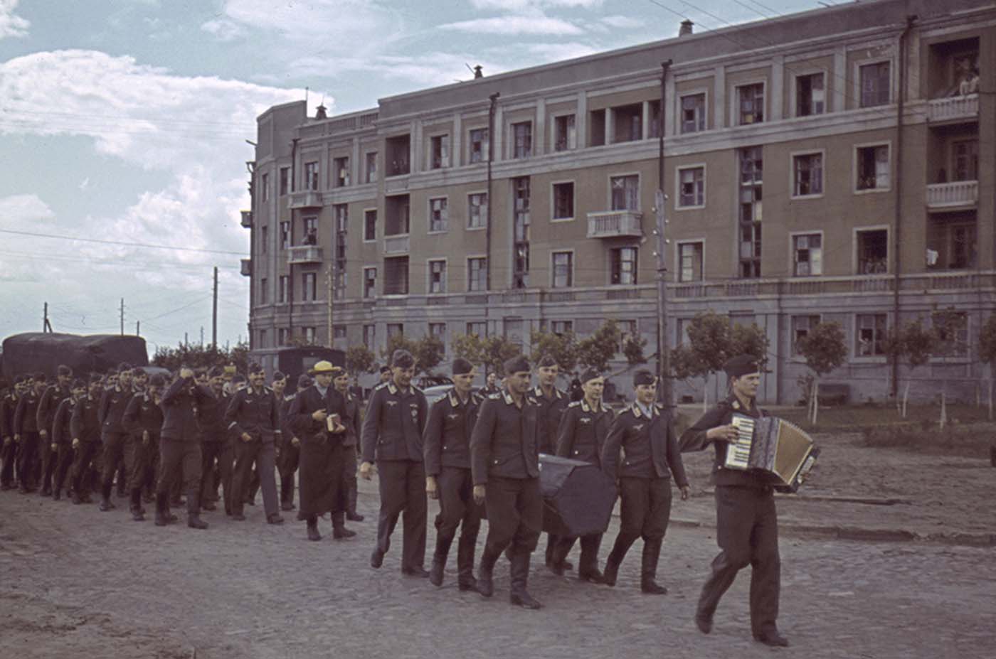 Funeral of a German airman, Kharkov.