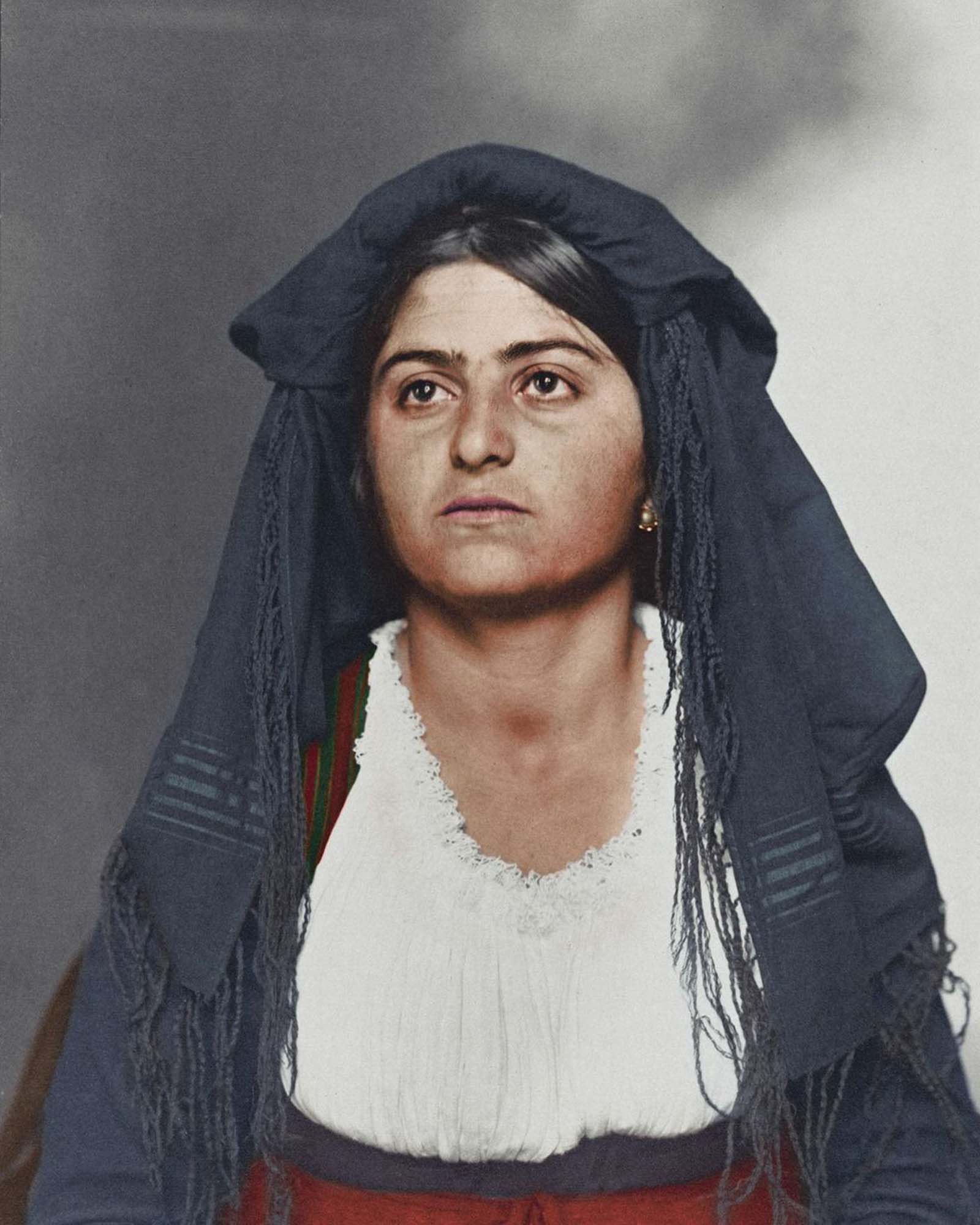 ellis islandi immigrants colorized