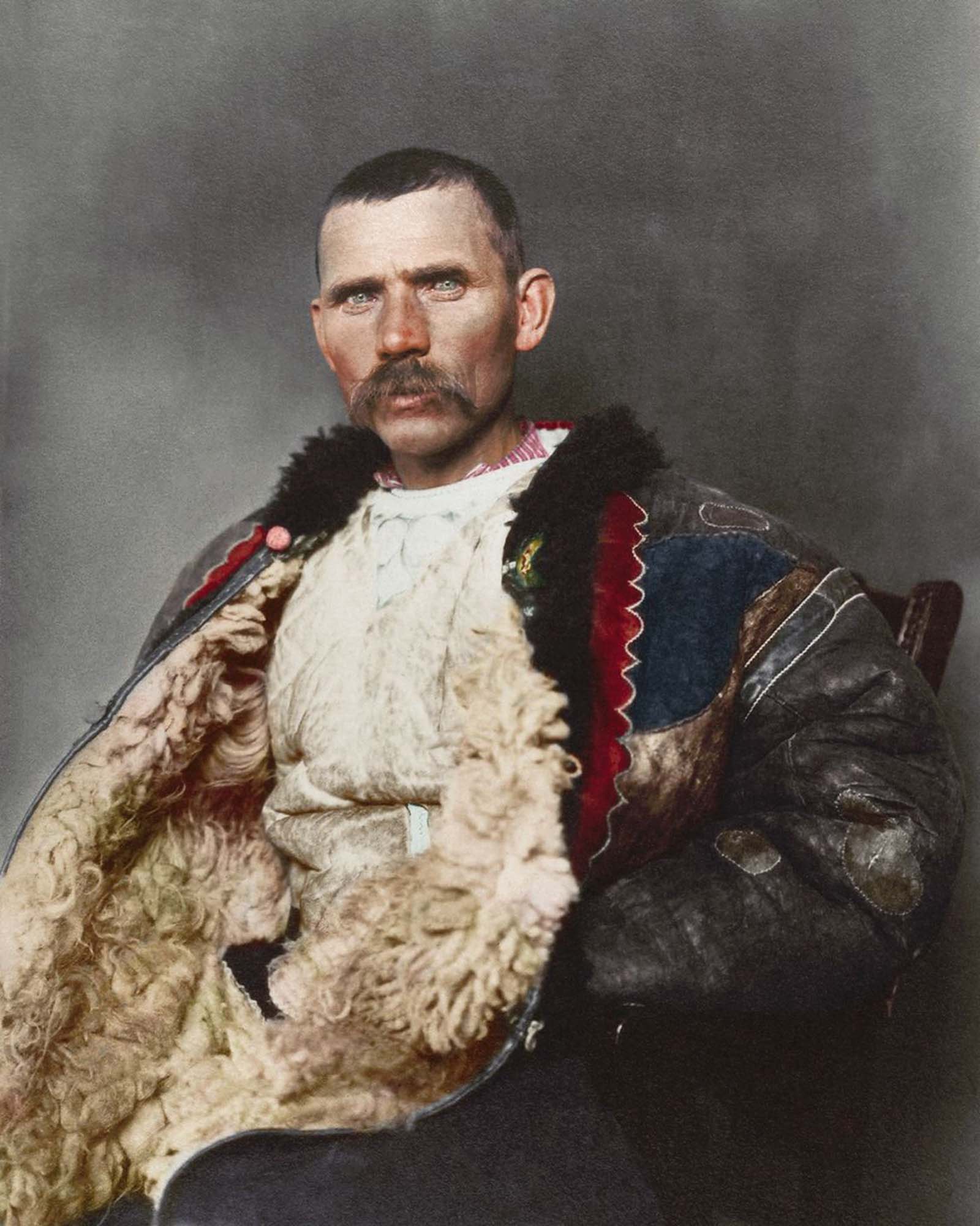 ellis islandi immigrants colorized