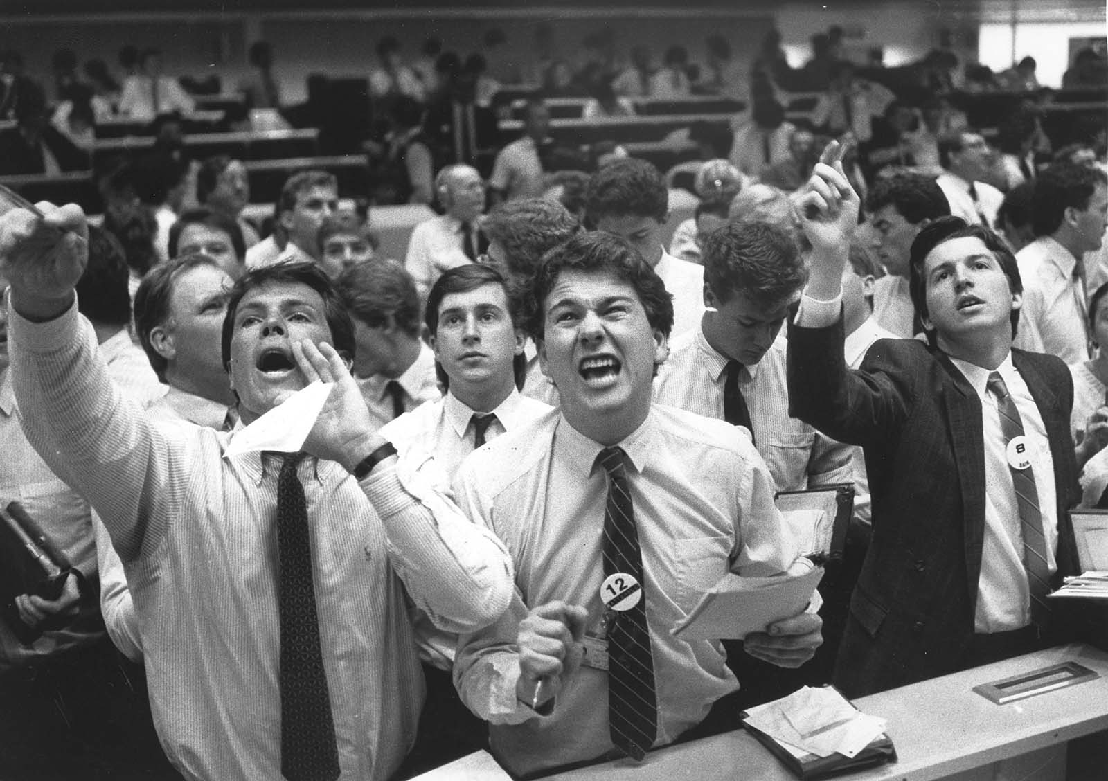 black Monday 1987 photographs