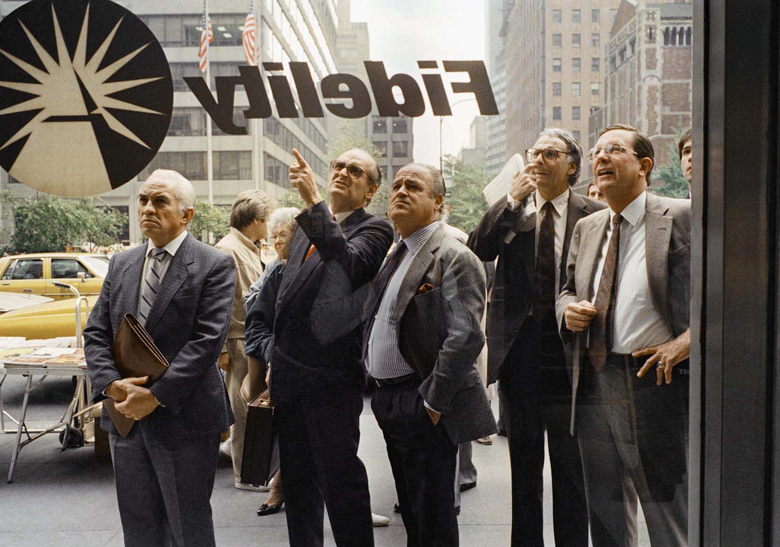 black Monday 1987 photographs