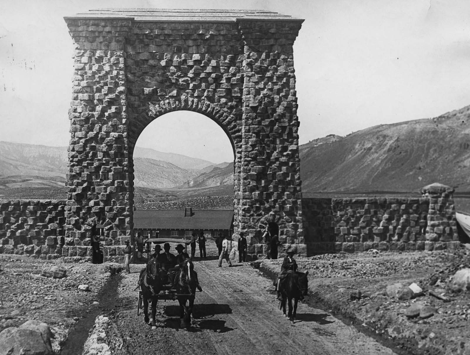 early visitors america national parks photographs