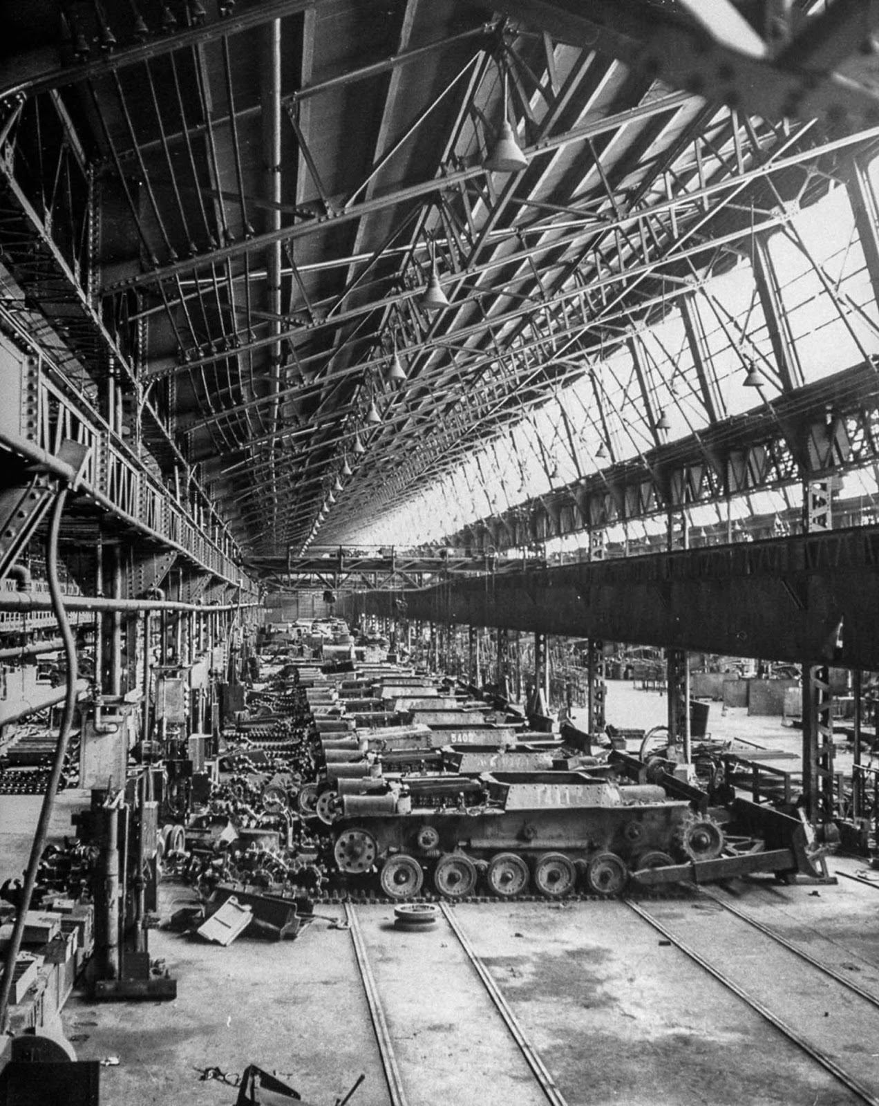 A Mitsubichi factory devoted to building medium tanks sits in disuse after the end of World War II. 1946.