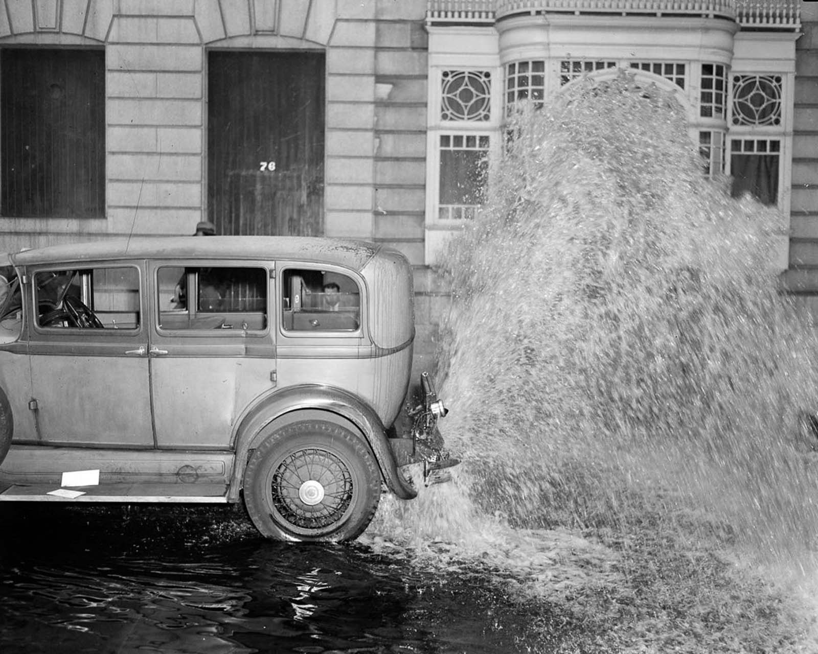 vintage photos car wrecks