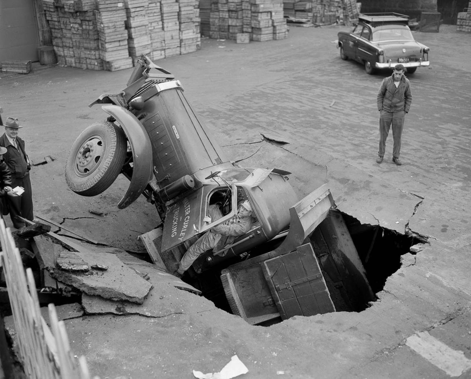 vintage photos car wrecks
