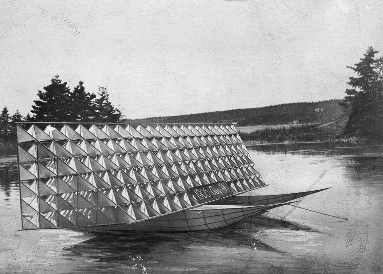 alexander graham bell tetrahedral kites