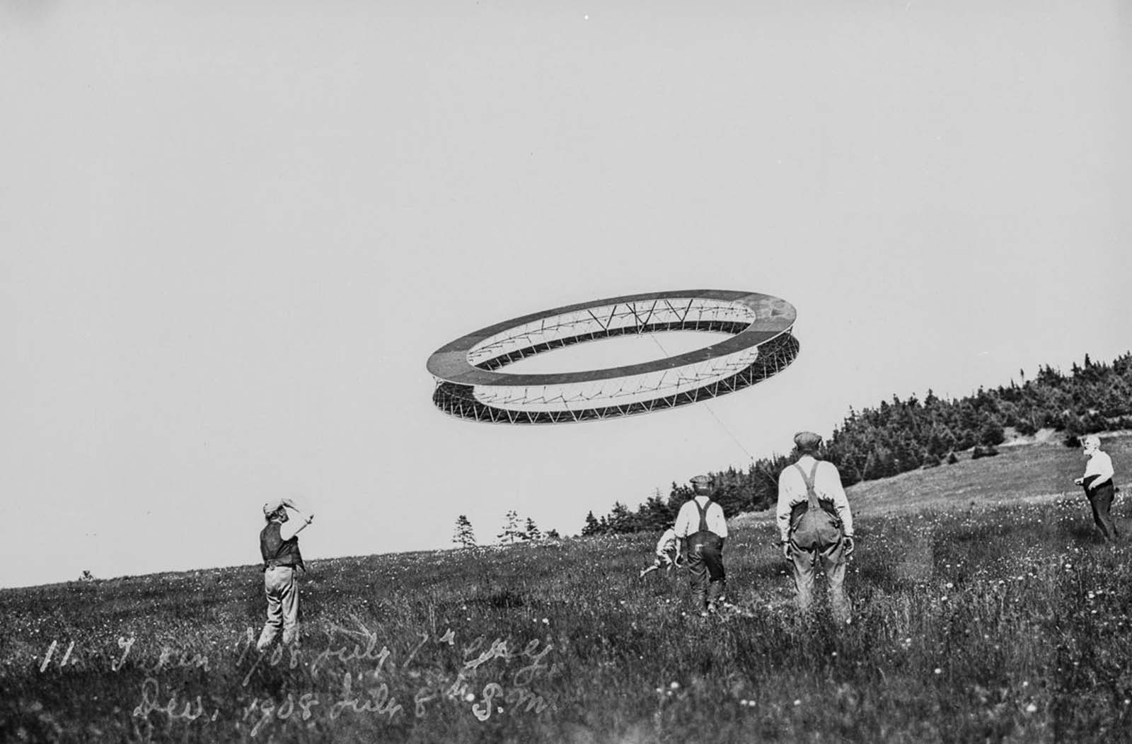 alexander graham bell tetrahedral kites