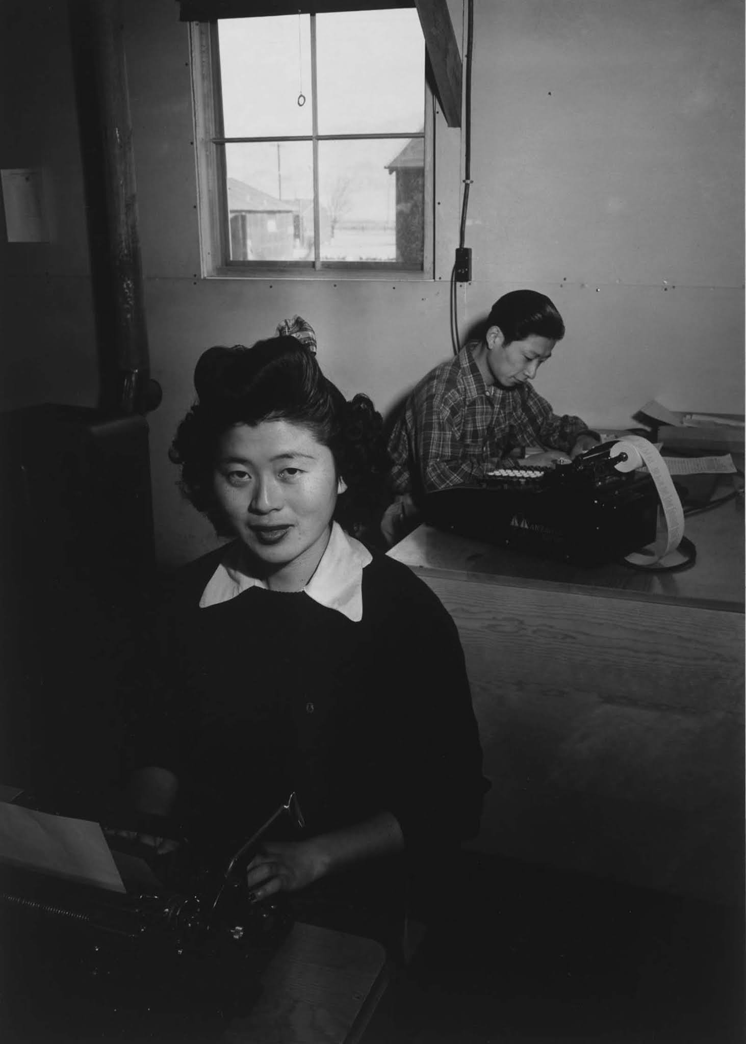 manzanar internment camp photographs