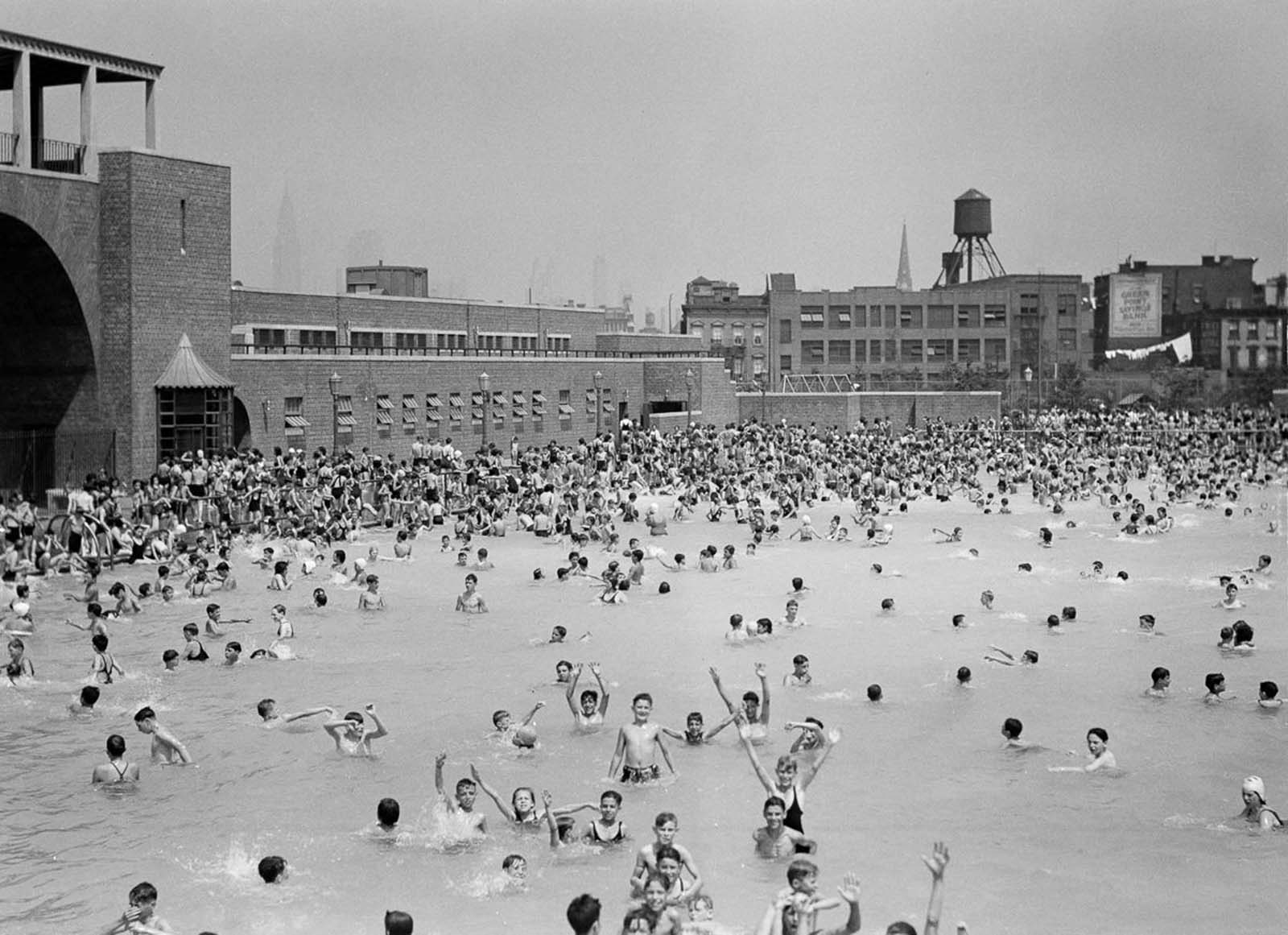 new york swimming pools historical photographs