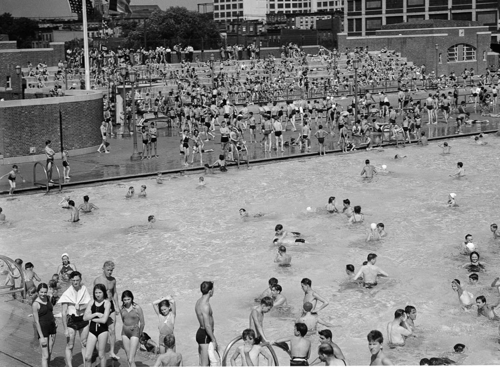 new york swimming pools historical photographs