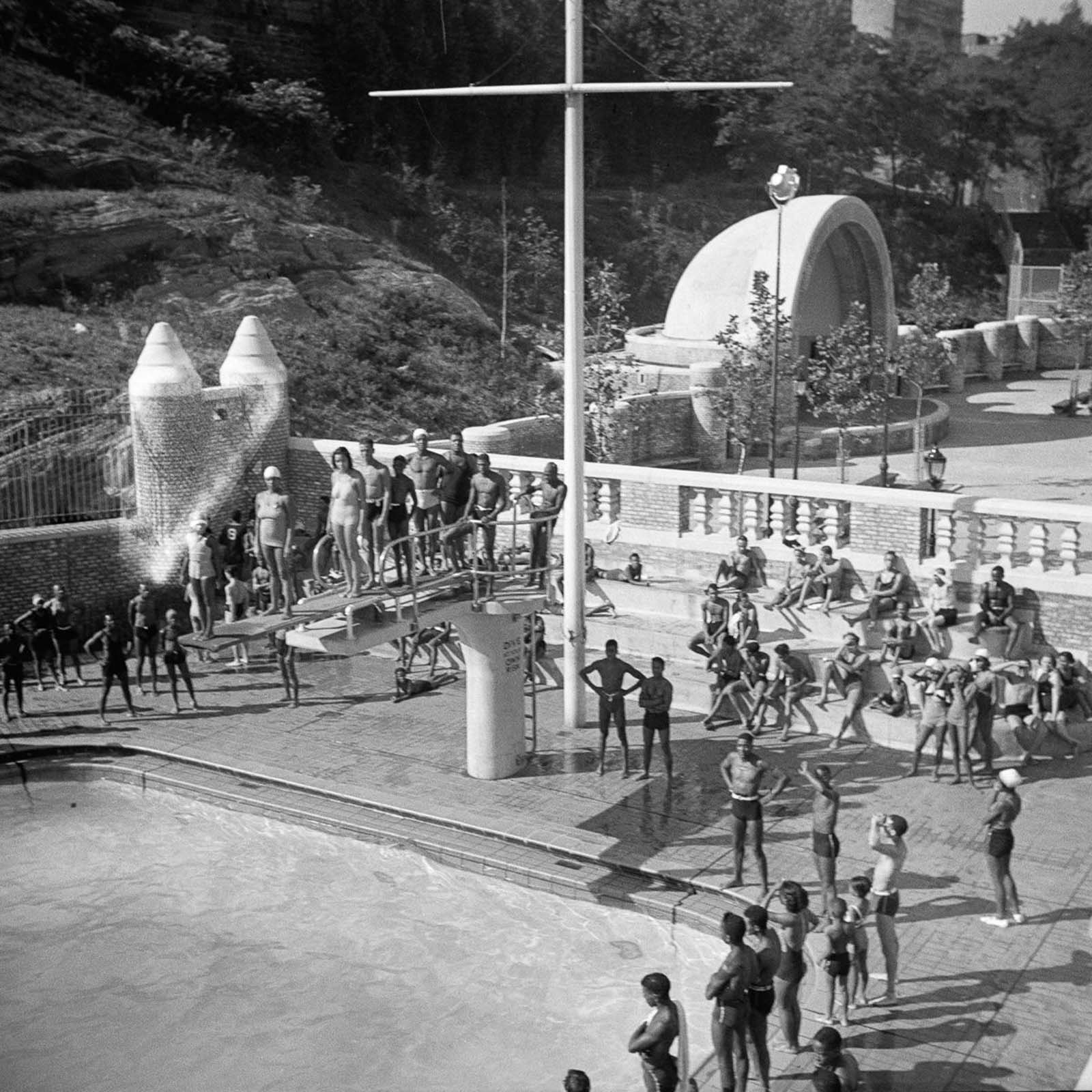 new york swimming pools historical photographs