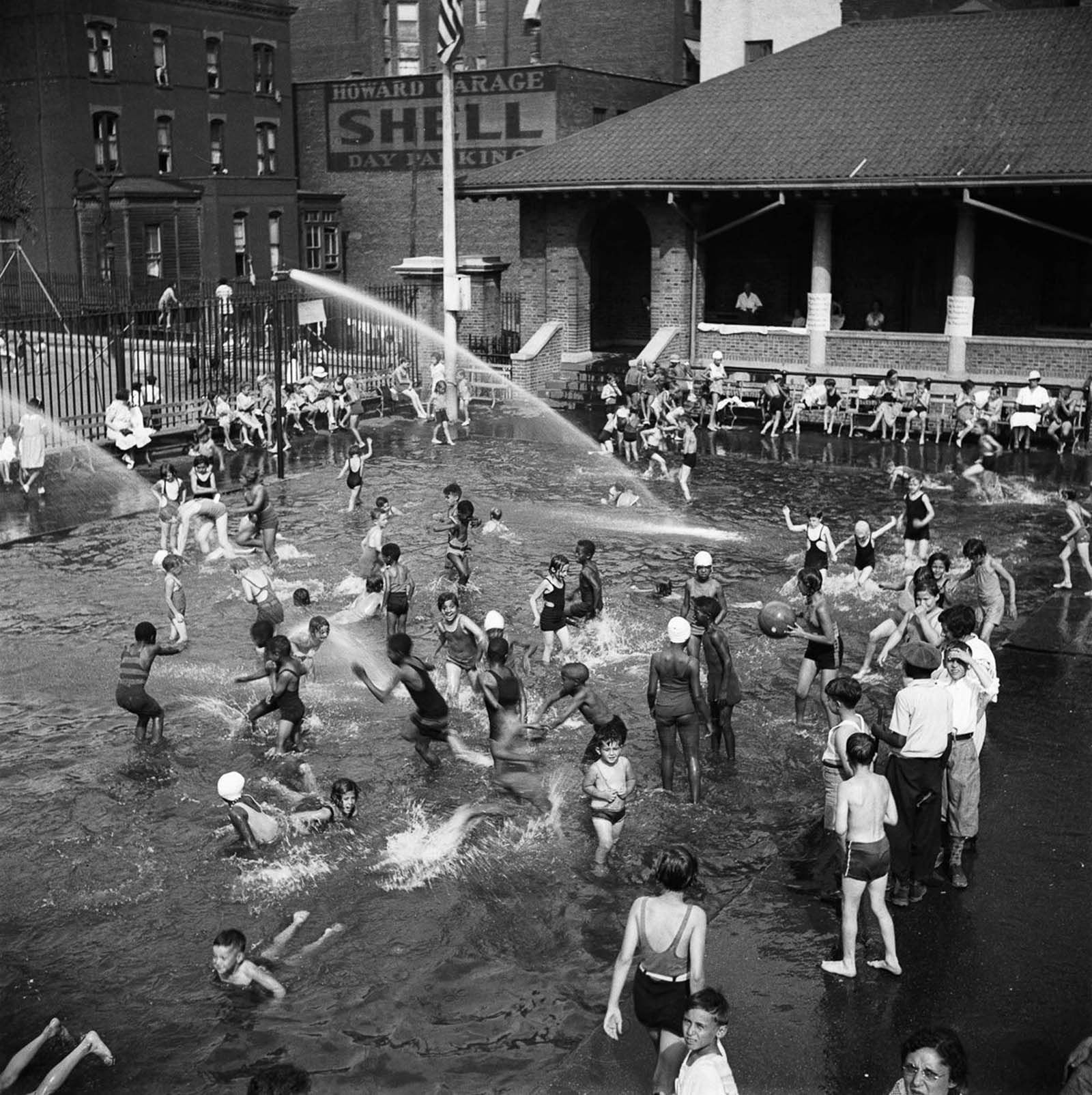 new york swimming pools historical photographs