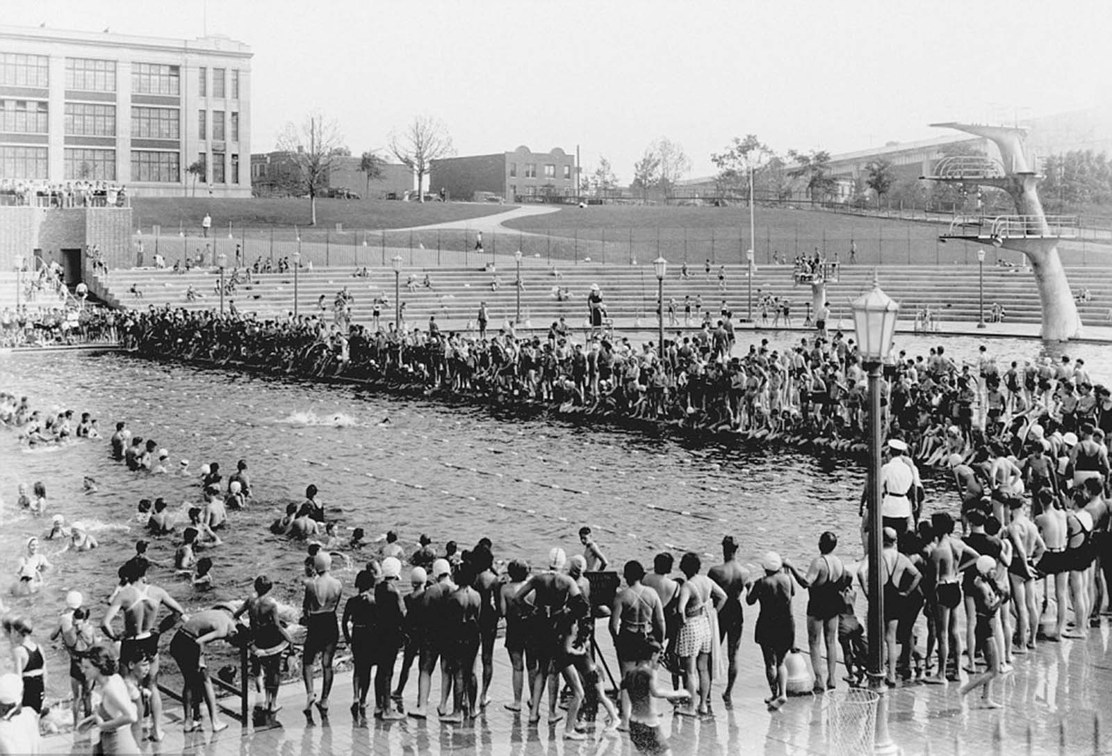 new york swimming pools historical photographs