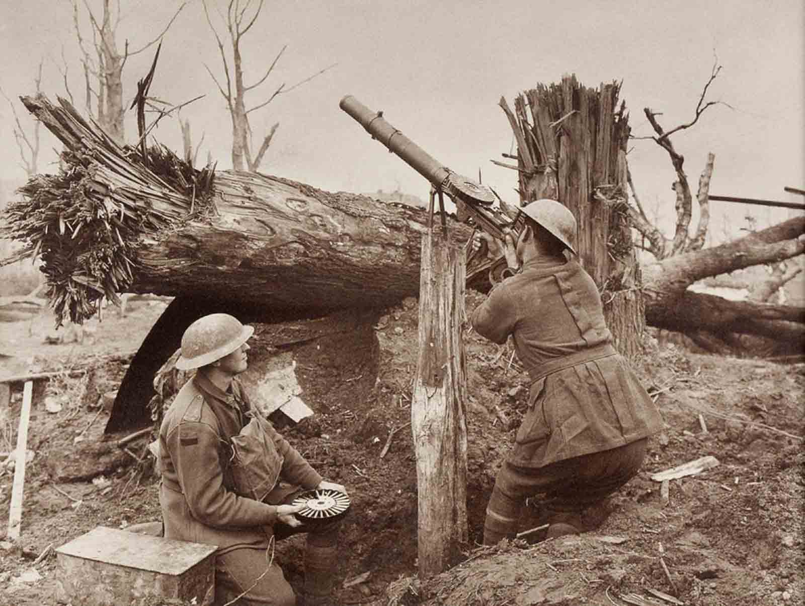 Western front photographs frank hurley