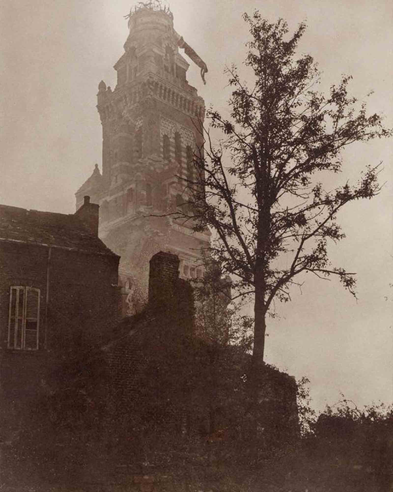 Western front photographs frank hurley