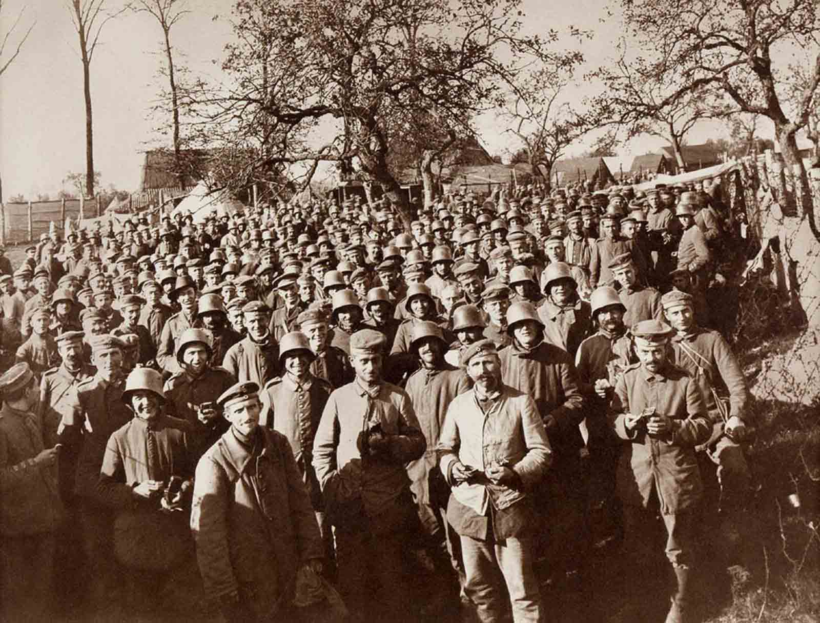 Western front photographs frank hurley