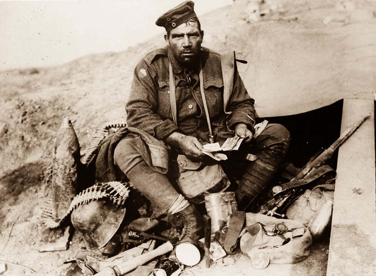 Western front photographs frank hurley