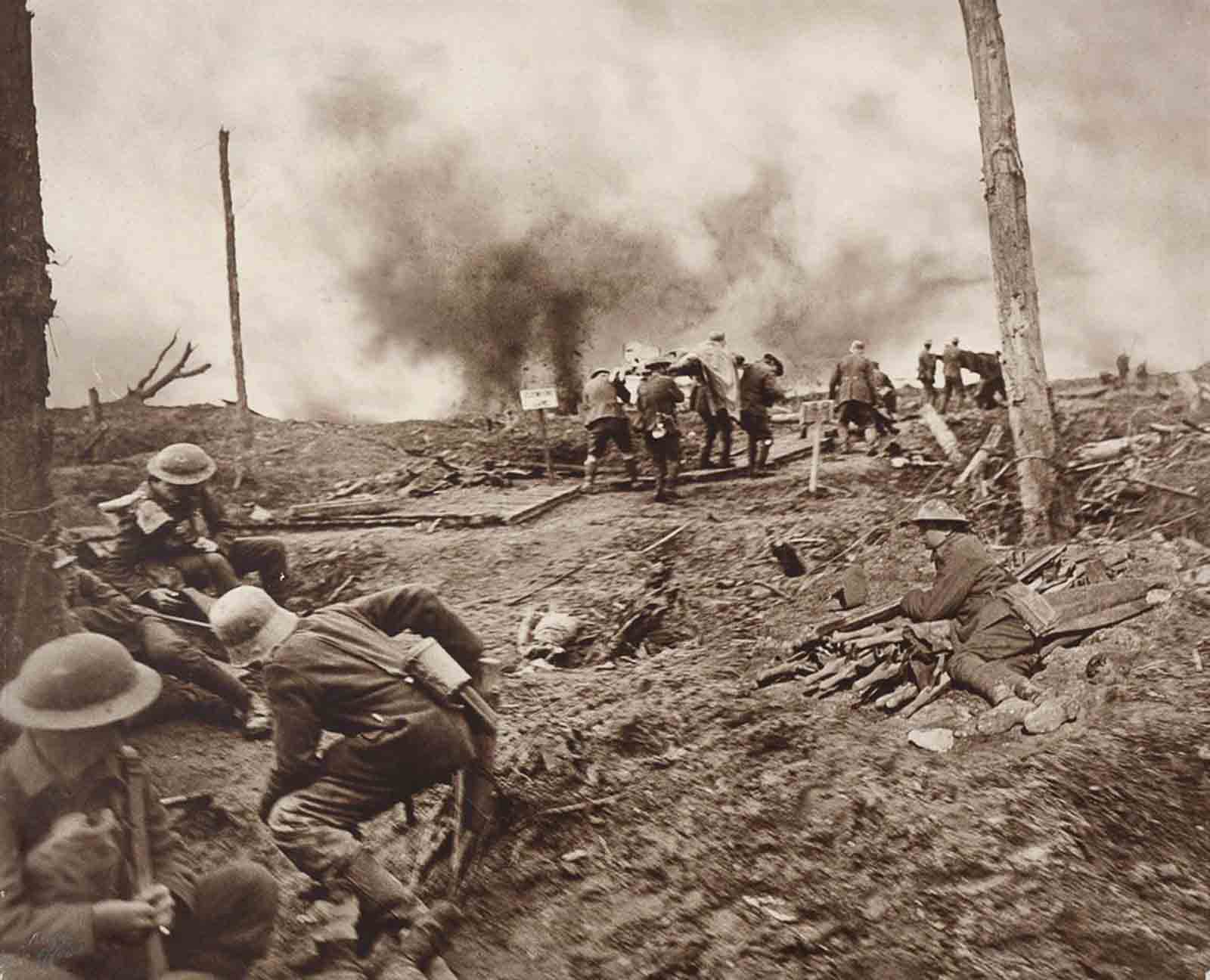 Western front photographs frank hurley