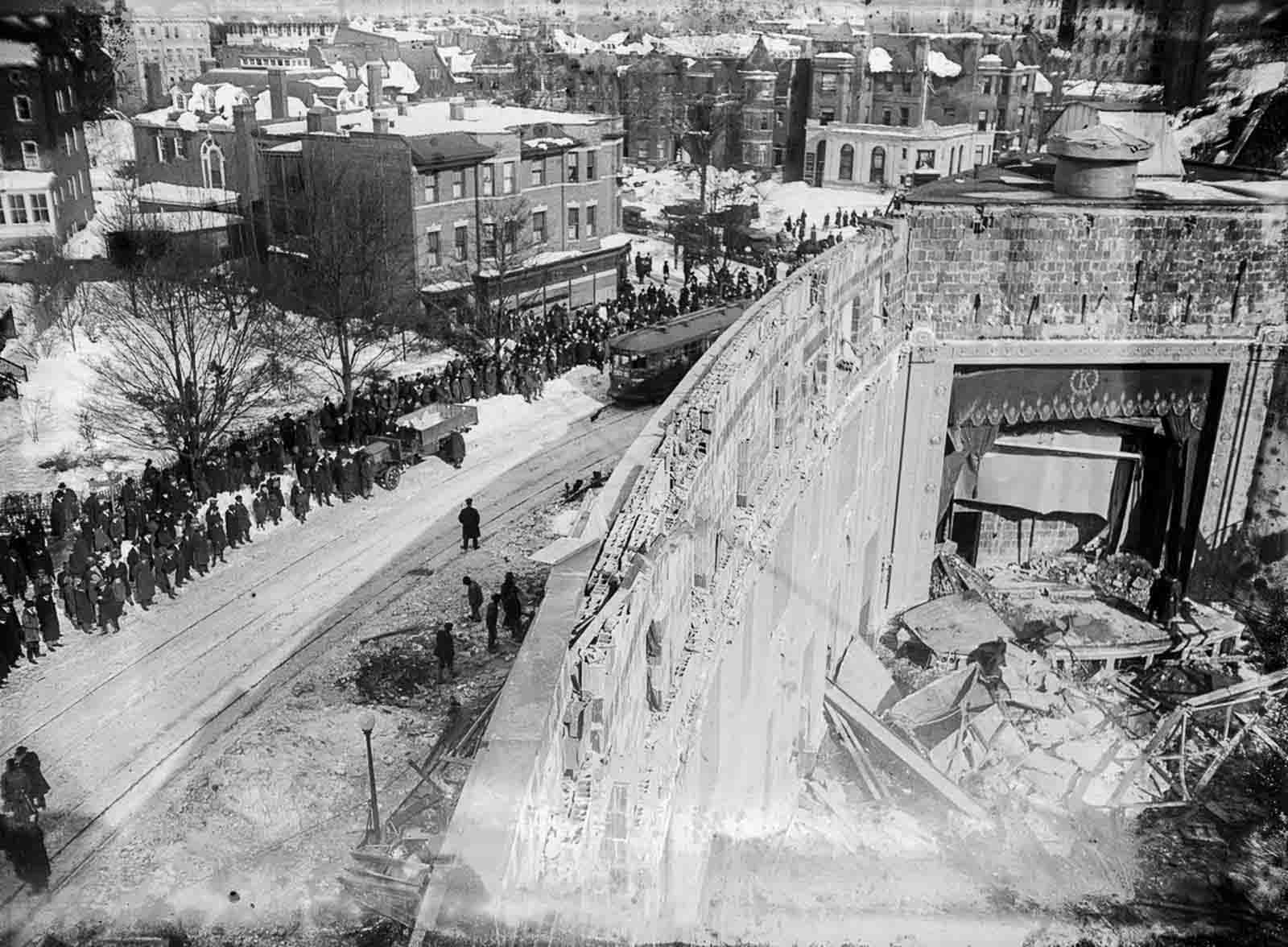 knickerbocker storm photos washington DC