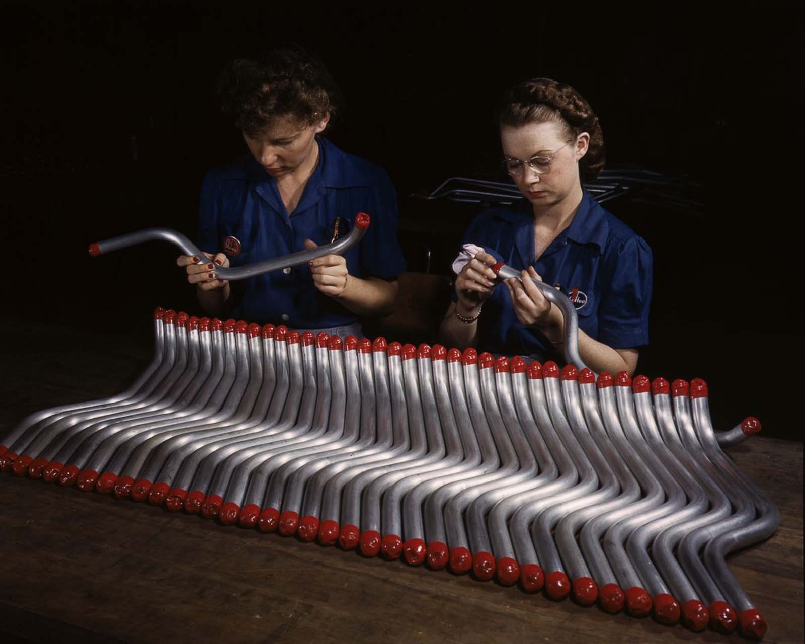 women workers photos usa world war two