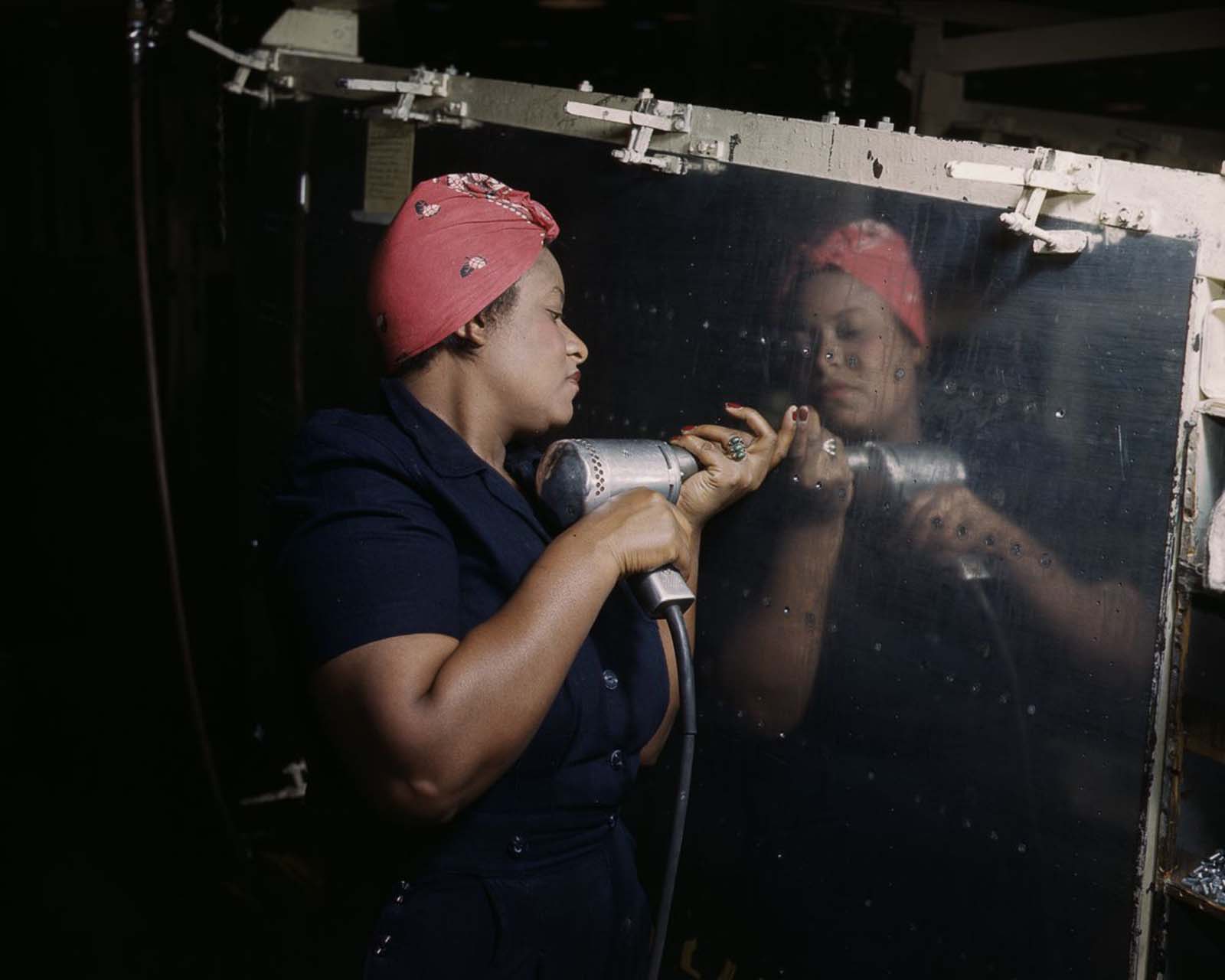 women workers photos usa world war two