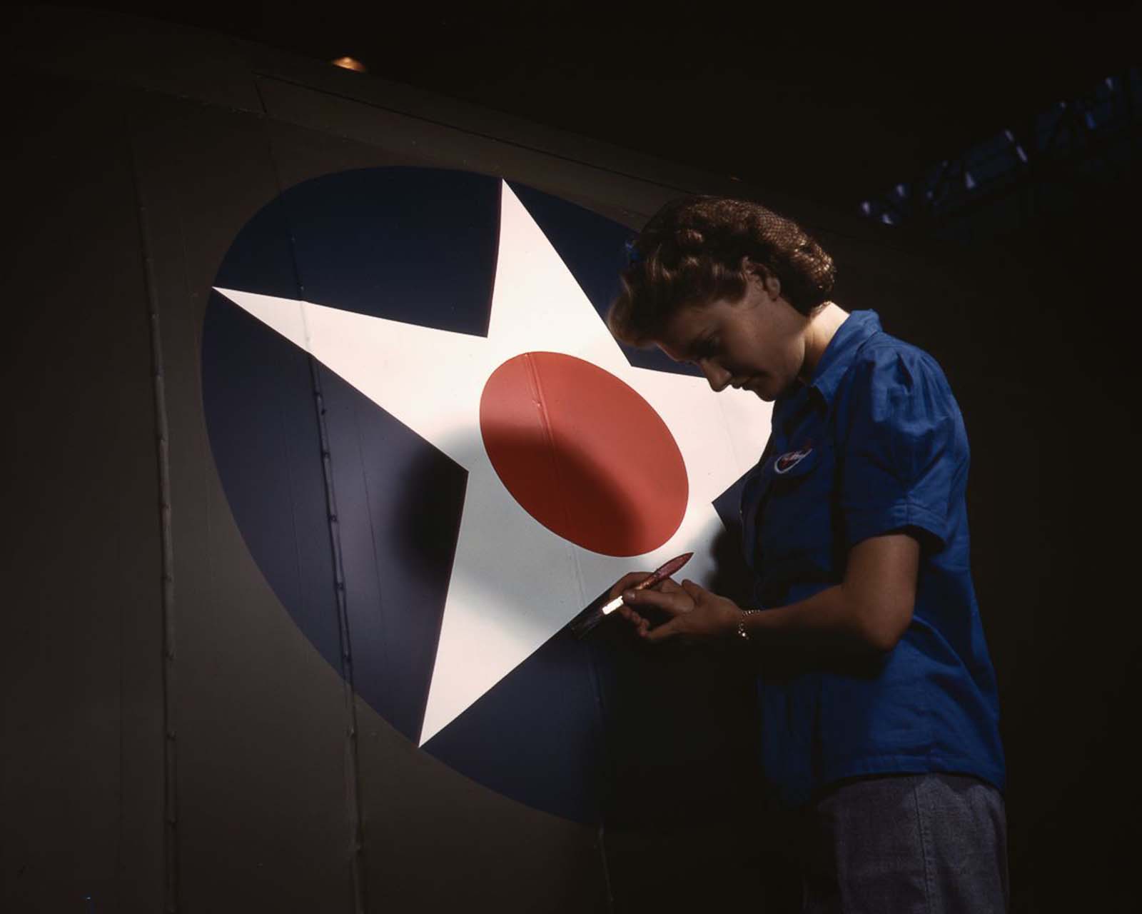 women workers photos usa world war two