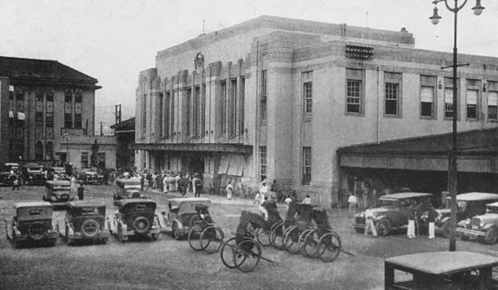 Hiroshima Station, between 1912 and 1945.