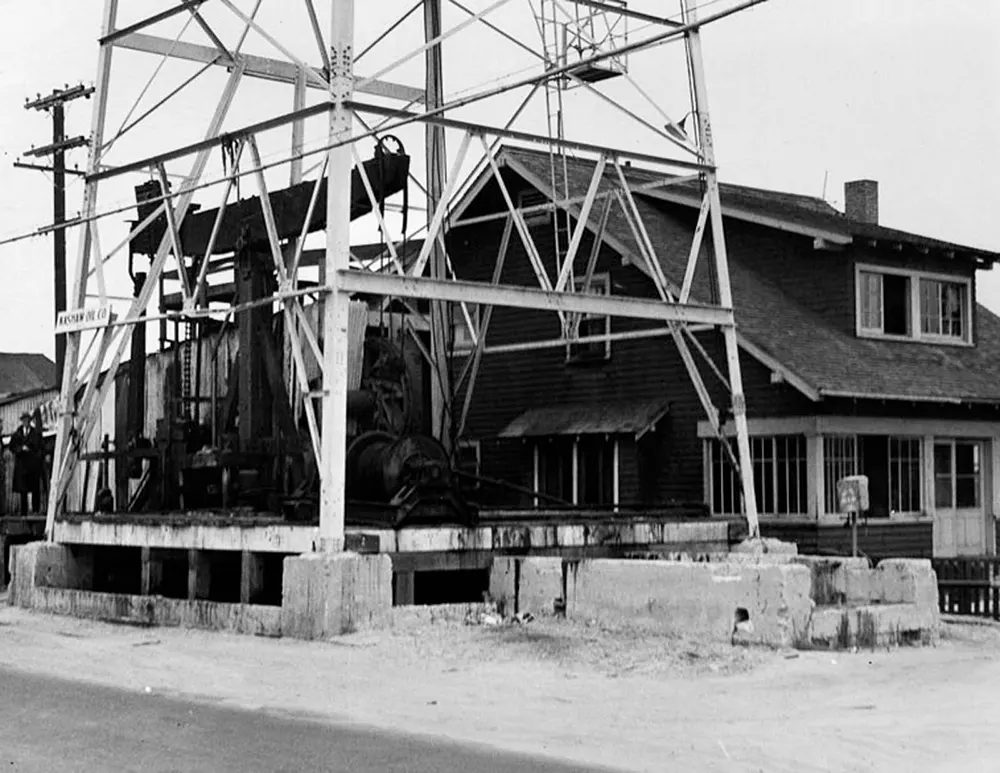 oil derricks california old photos