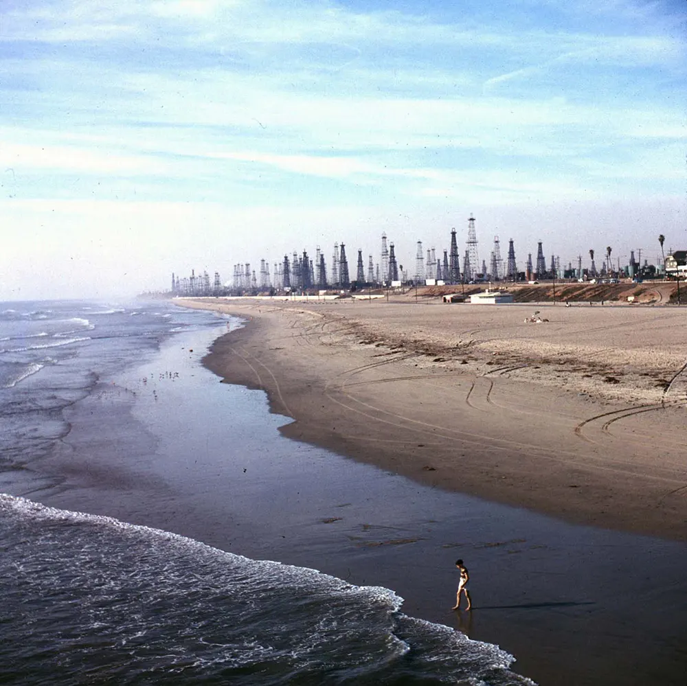 oil derricks california old photos