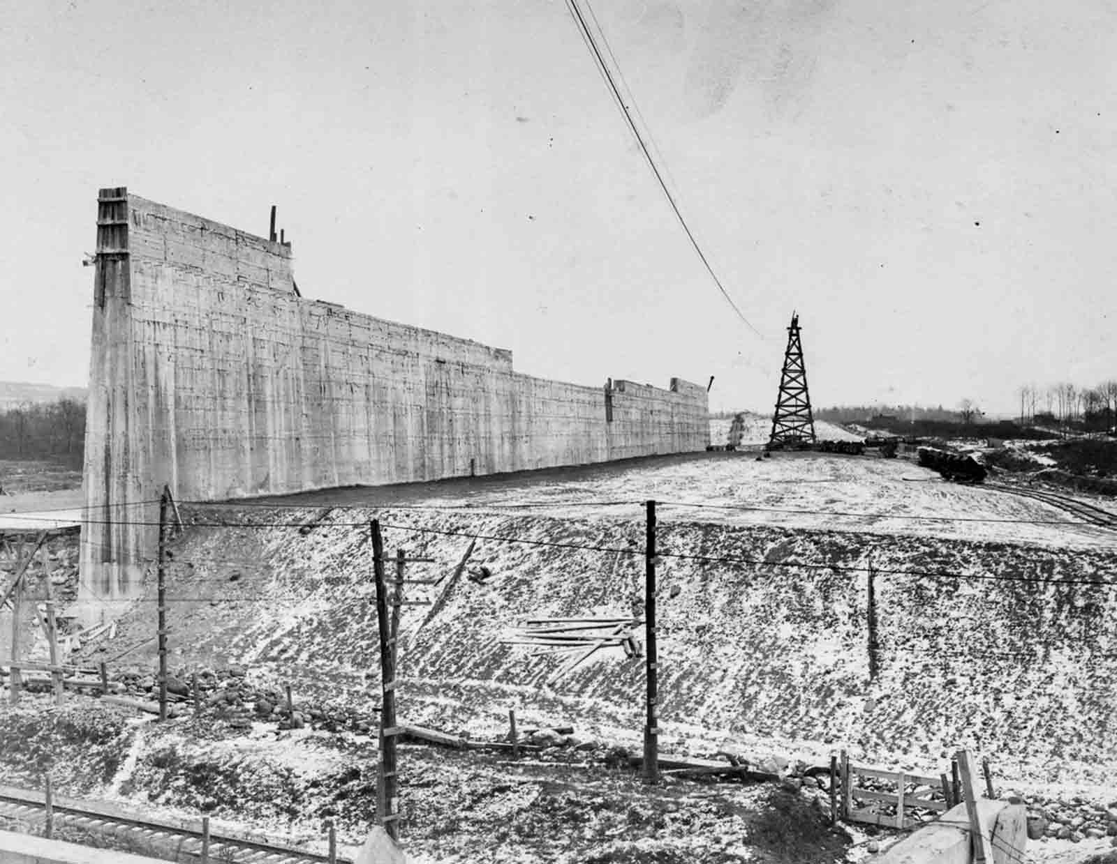 building new york water supply photographs