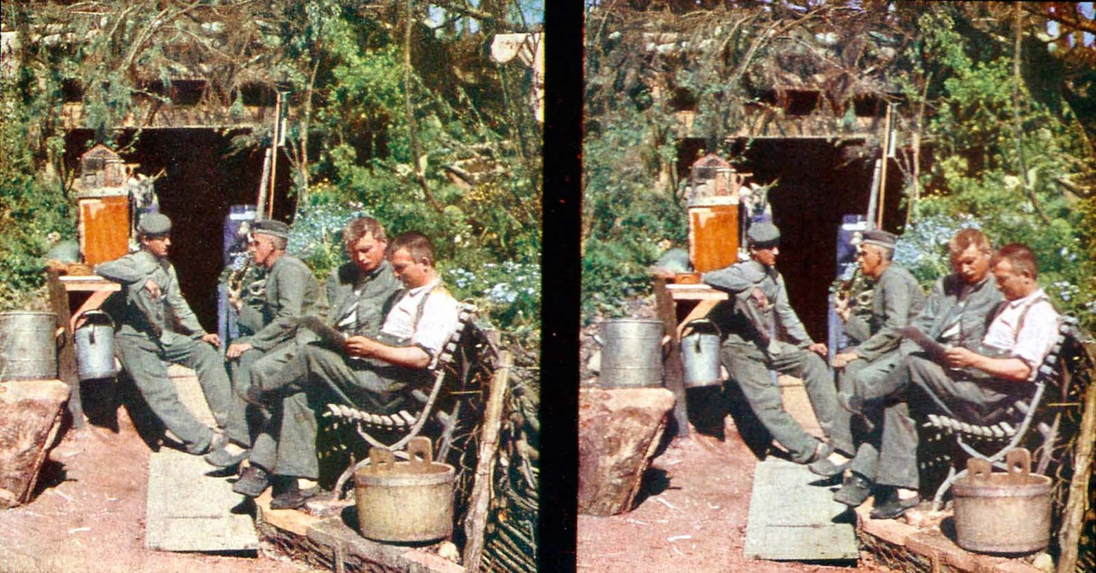 Hildenbrand also experimented with stereoscopic images.