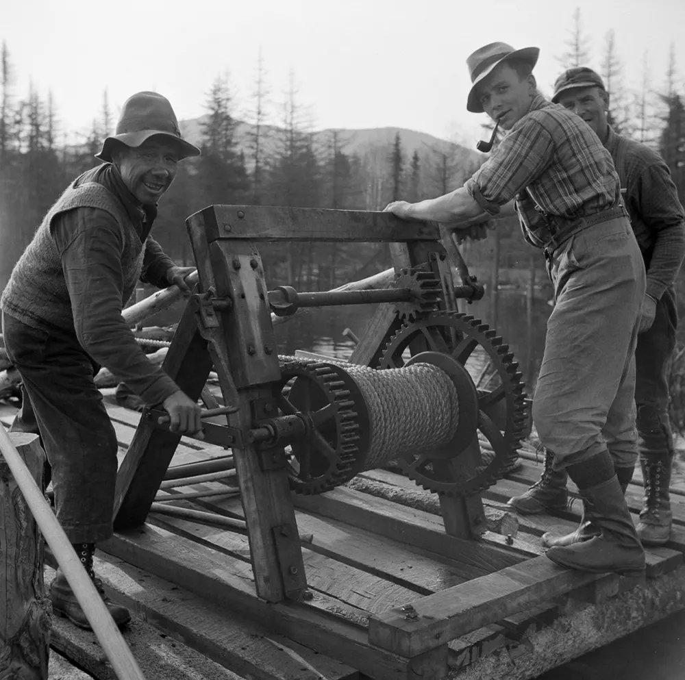 maine logging old photographs