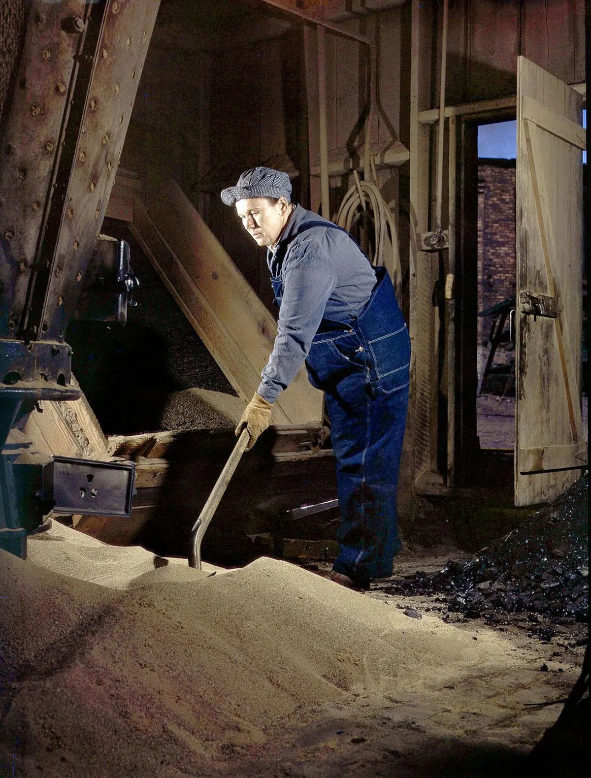 american railroad women ww2