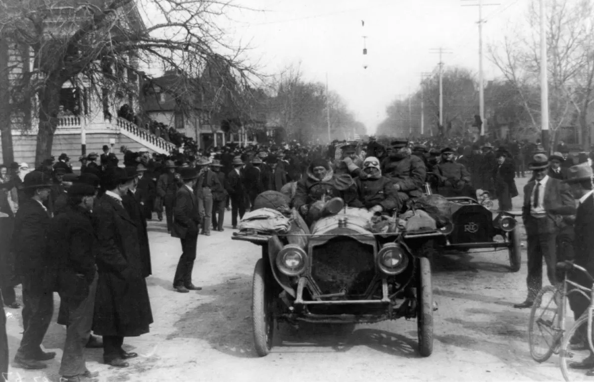 new york paris auto race photos 1908